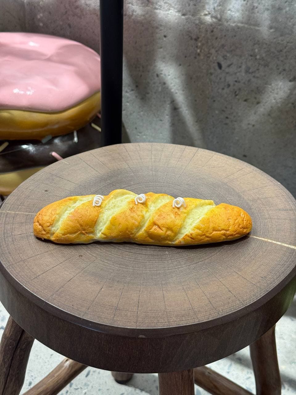 Свеча Baguette DOIY, 21 см ракурс 2