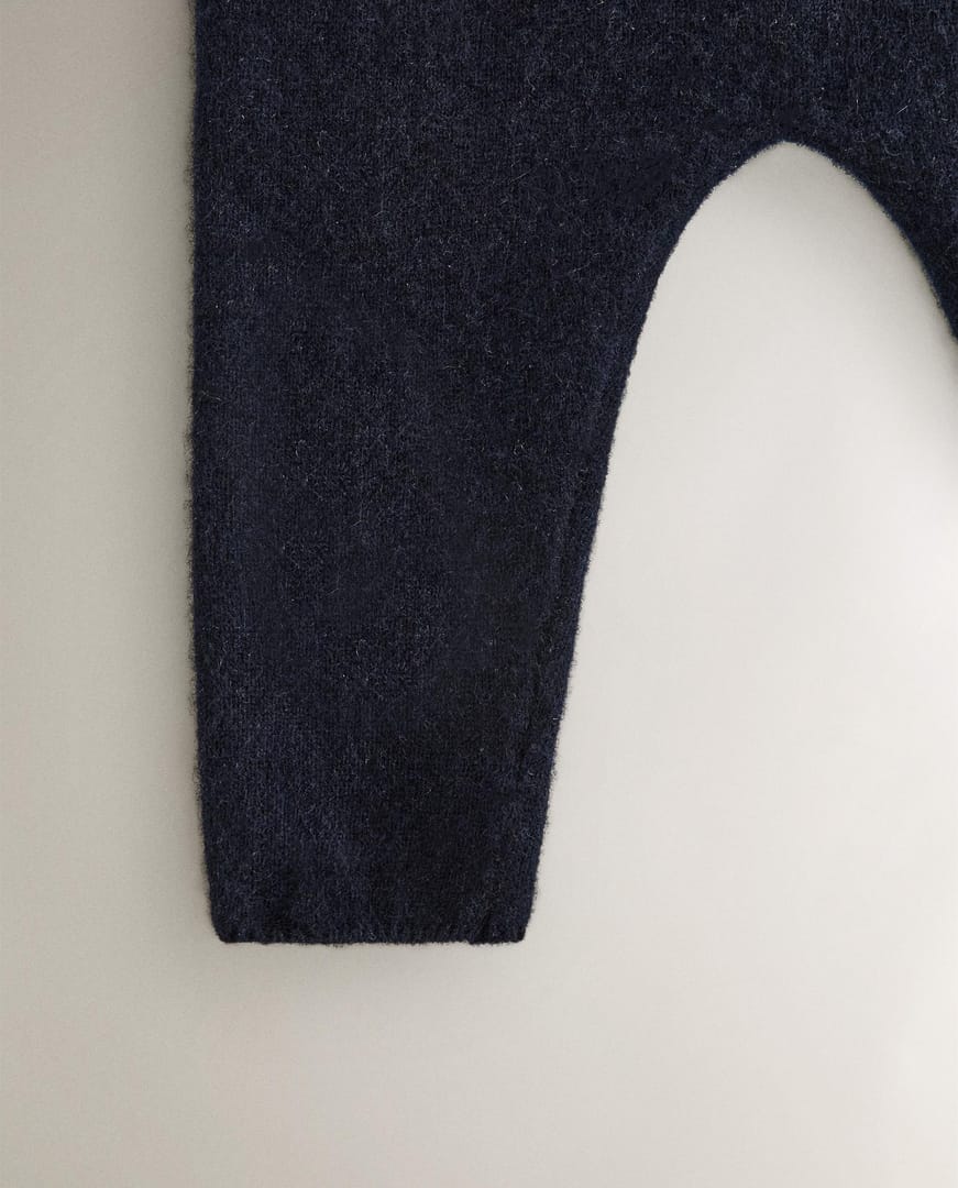 Детские ползунки ZARA HOME 9690/548/401 - из кашемира с гладким узором, 1-3 месяца (62 см), цвет темно-синий ракурс 2