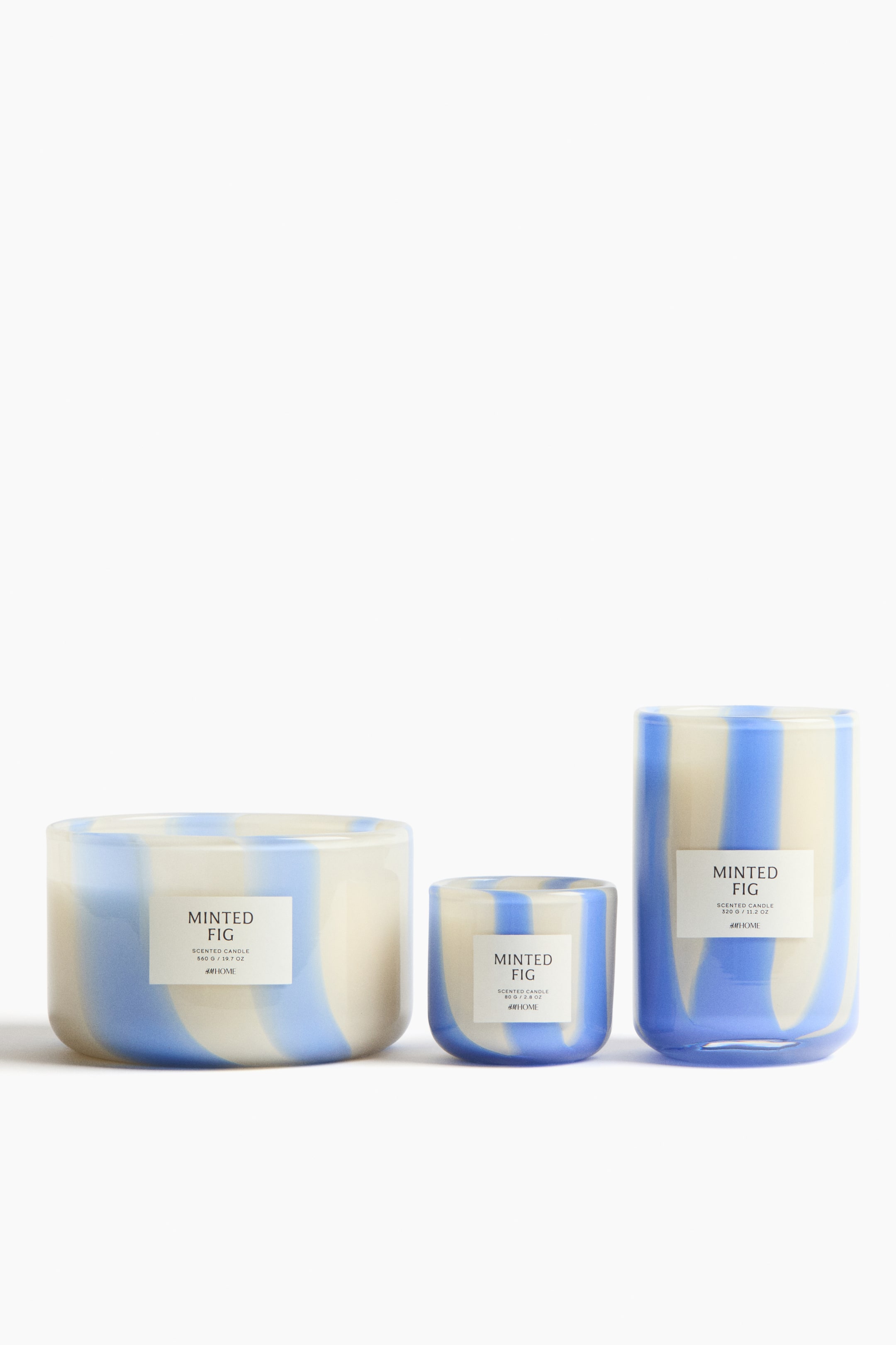 Ароматическая свеча в стакане H&M Запах Minted Fig 8х8х11 см 320 г ракурс 2