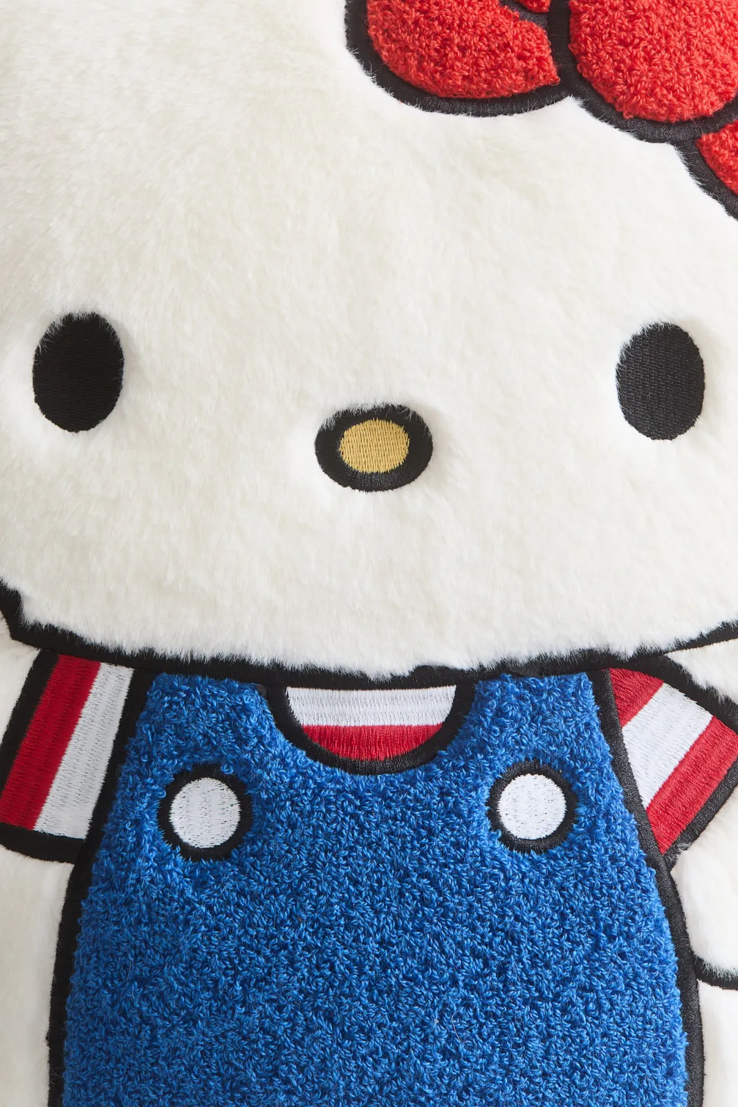Подушка H&M в форме Hello Kitty, размер 36х45 см, цвет белый ракурс 3