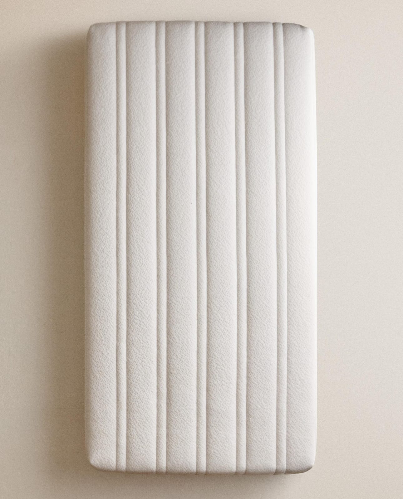 ZARA HOME МАТРАС В ДЕТСКУЮ КРОВАТКУ ракурс 2
