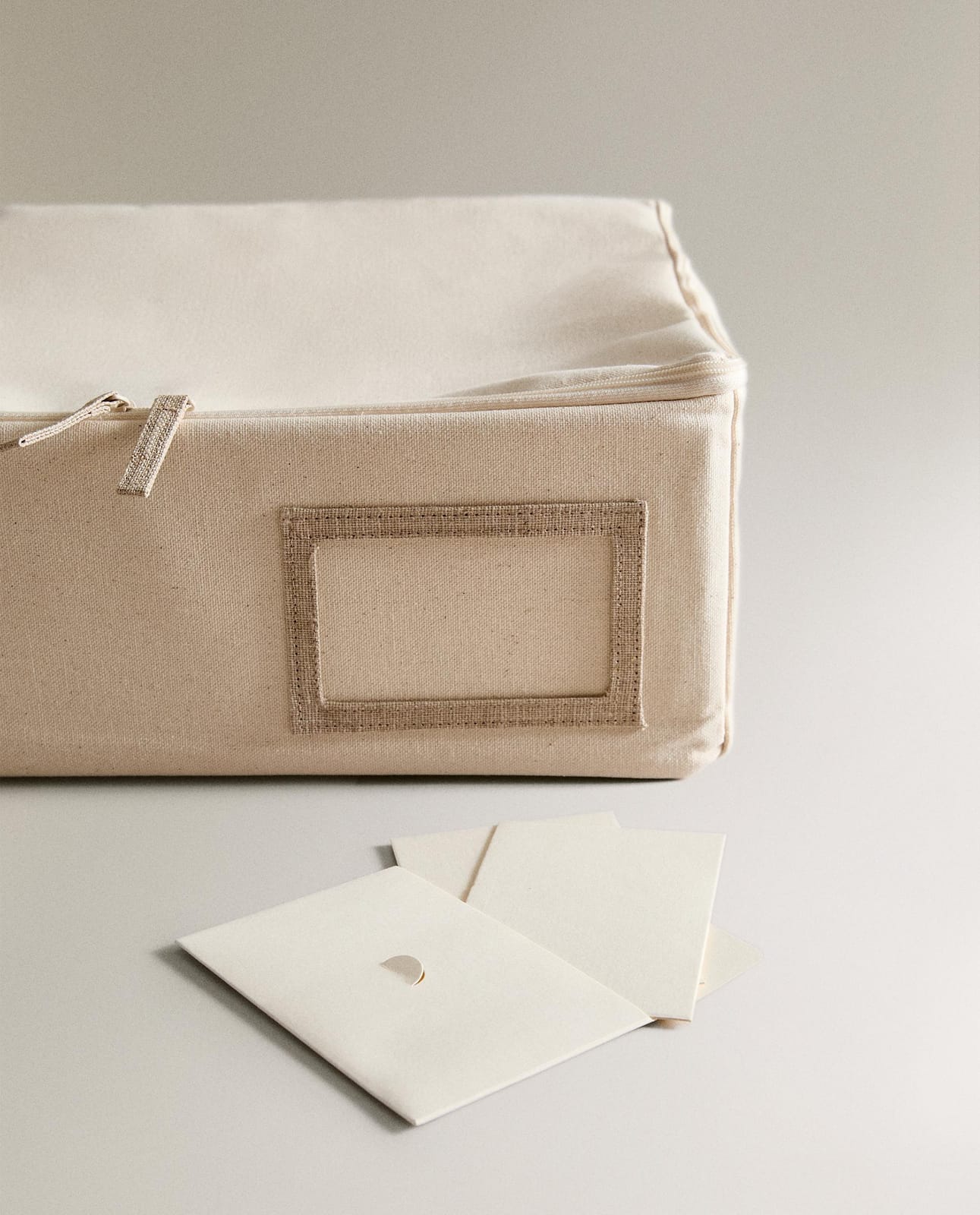 ZARA HOME Средняя коробка для организации шкафа ракурс 9