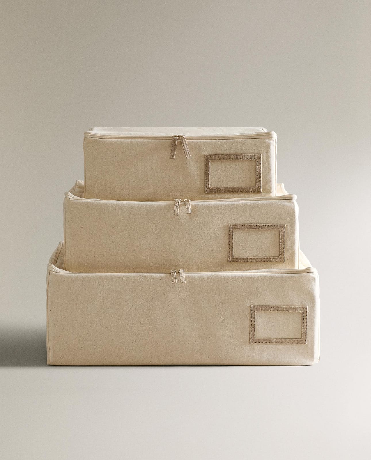 ZARA HOME Средняя коробка для организации шкафа ракурс 3