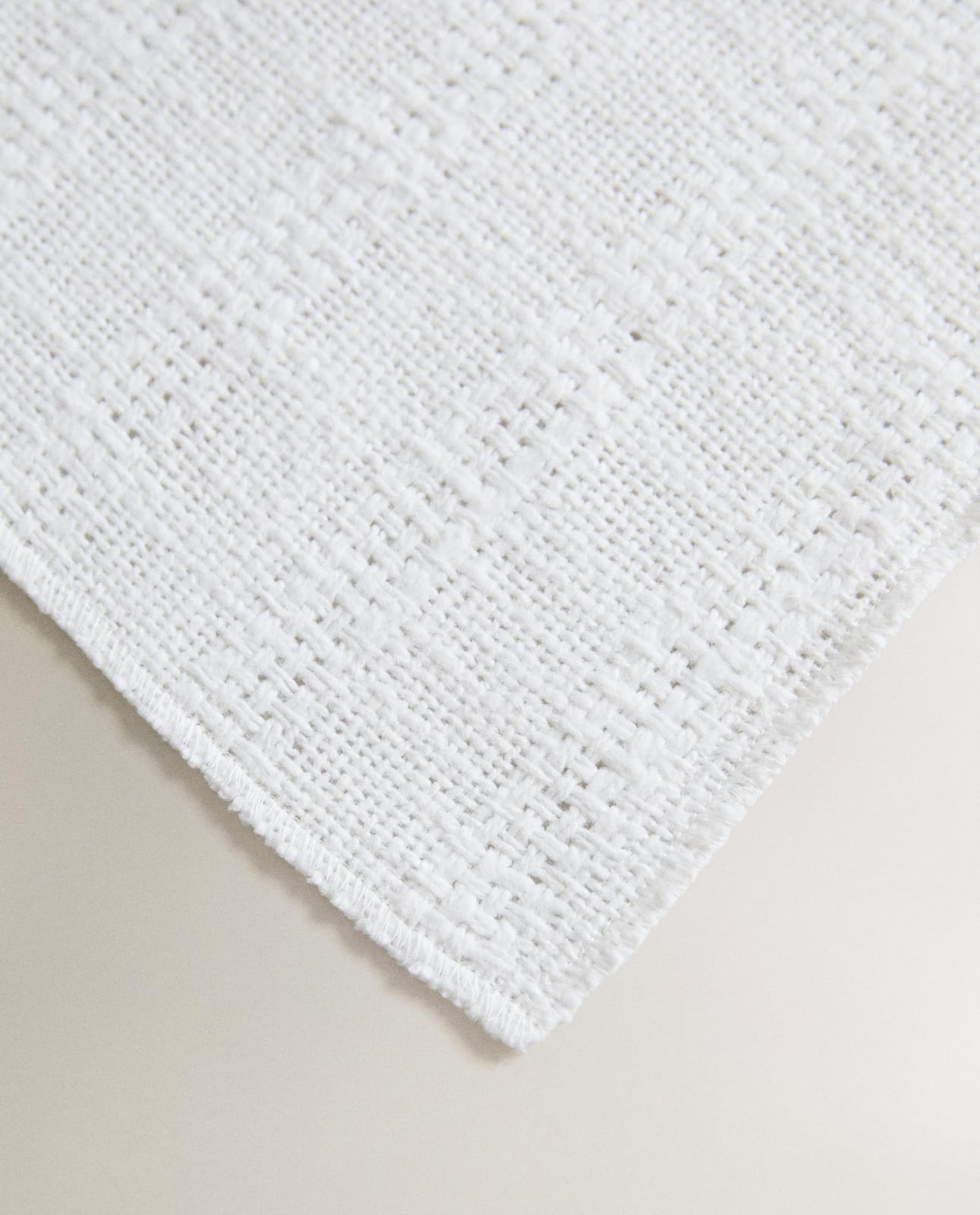 ZARA HOME ДОРОЖКА ЛЬНЯНАЯ С ФАКТУРОЙ ракурс 5