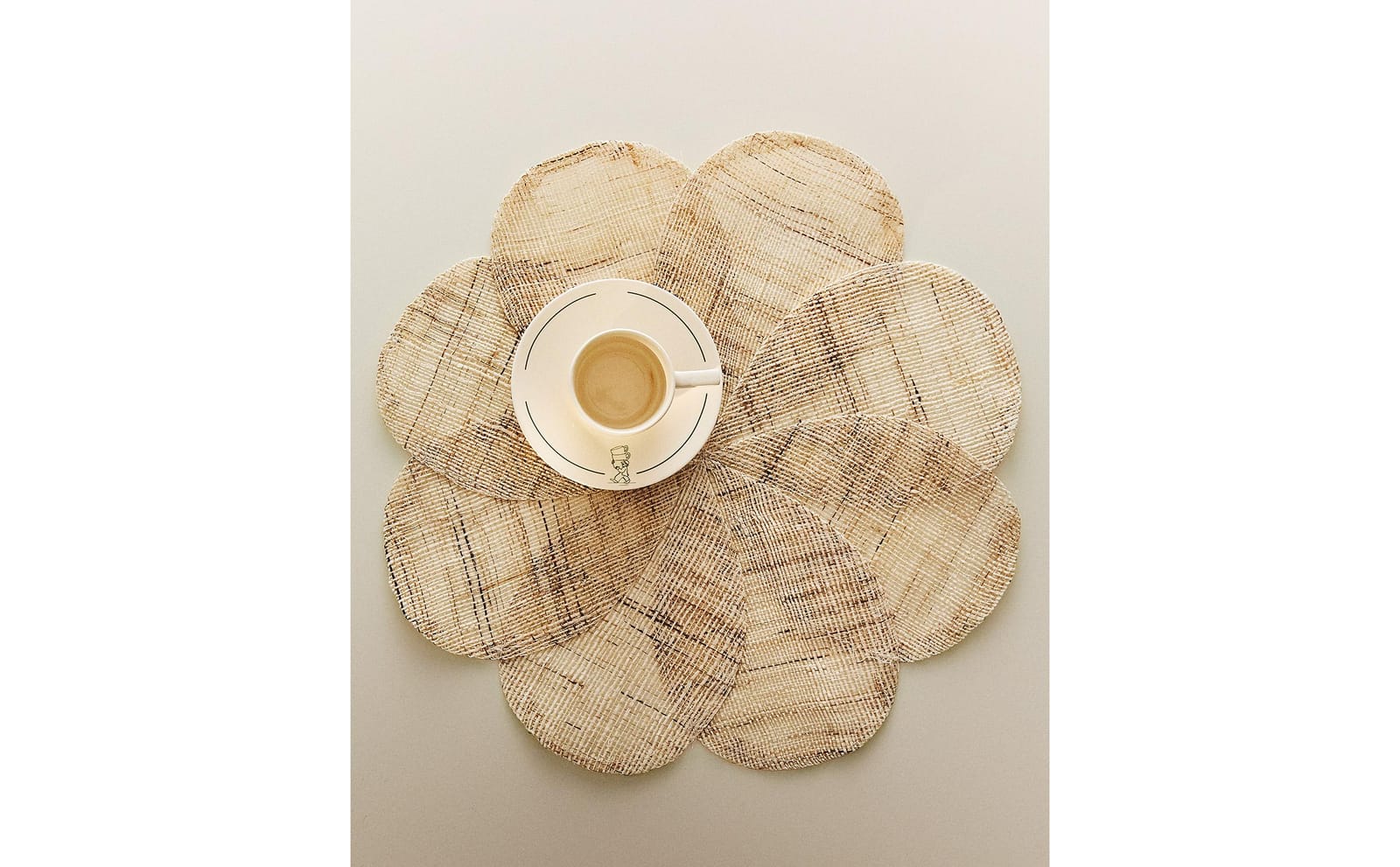 ZARA HOME ПОДСТАВКА ПОД ТАРЕЛКУ ИЗ РАМИИ В ФОРМЕ ЦВЕТКА ракурс 4
