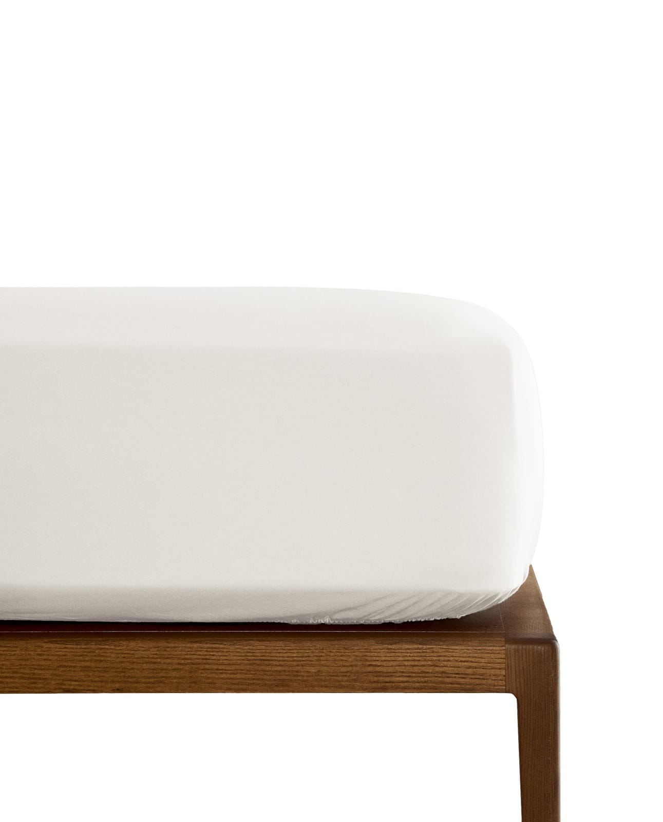 ZARA HOME Простыня на резинке из перкаля | 40 см (300 нитей) ракурс 5
