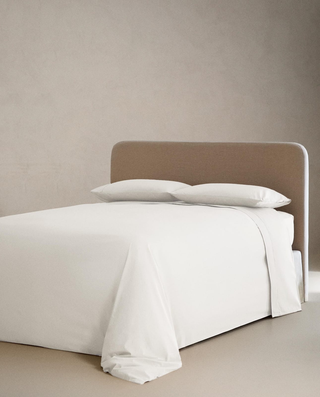 ZARA HOME Простыня на резинке из перкаля | 40 см (300 нитей) ракурс 8