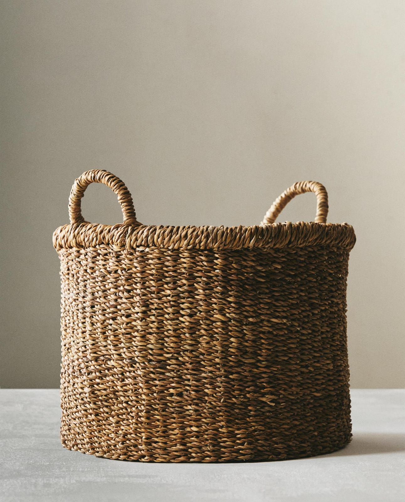 ZARA HOME Корзина из морской травы с ручками ракурс 8