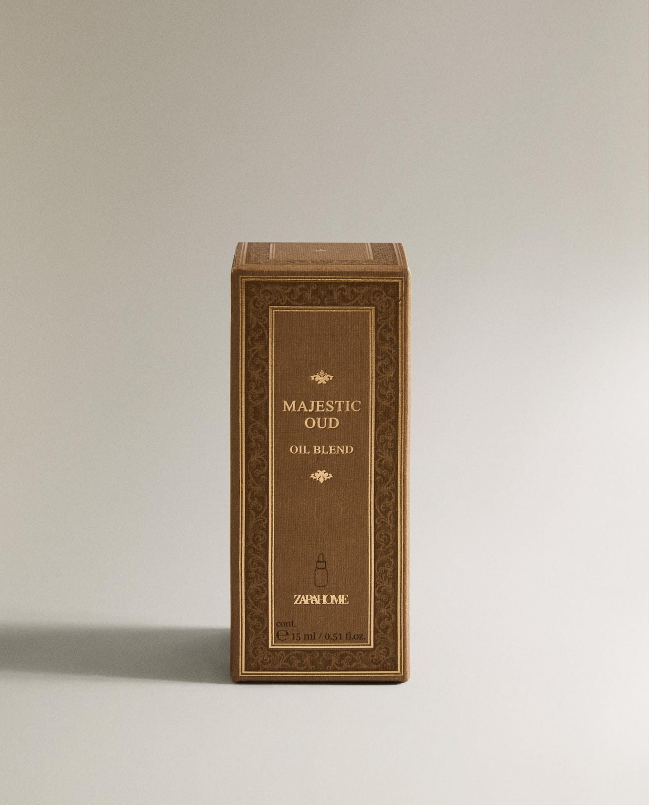 ZARA HOME (15 МЛ) ЭФИРНОЕ МАСЛО MAJESTIC OUD ракурс 4