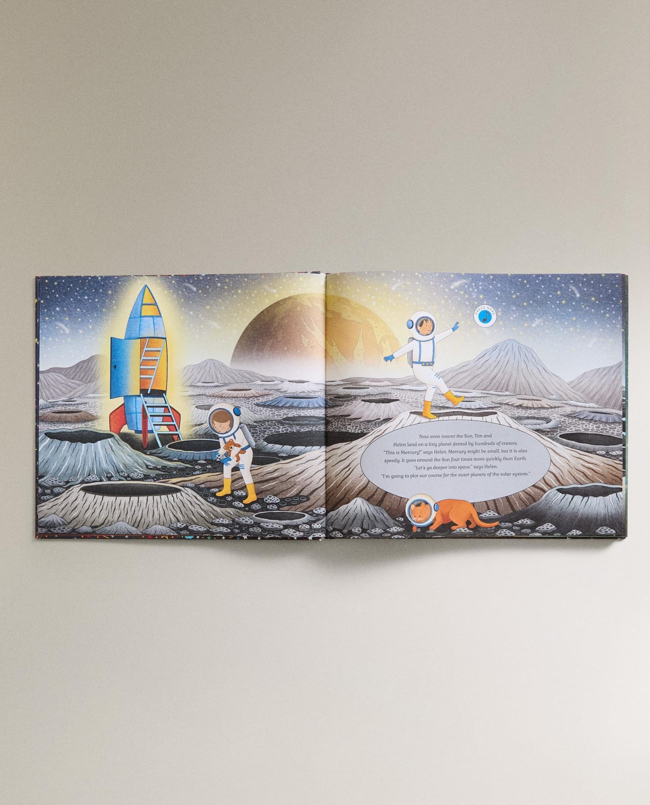 ZARA HOME МУЗЫКАЛЬНАЯ КНИГА ДЛЯ ДЕТЕЙ THE STORY ORCHESTRA THE PLANETS (АНГЛИЙСКИЙ) ракурс 7