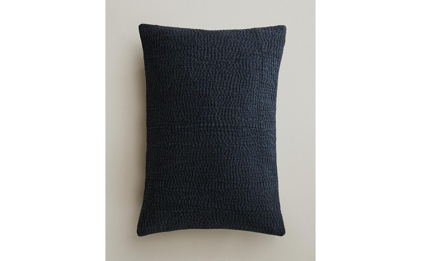 ZARA HOME Наволочка на подушку с рюшами ракурс 9