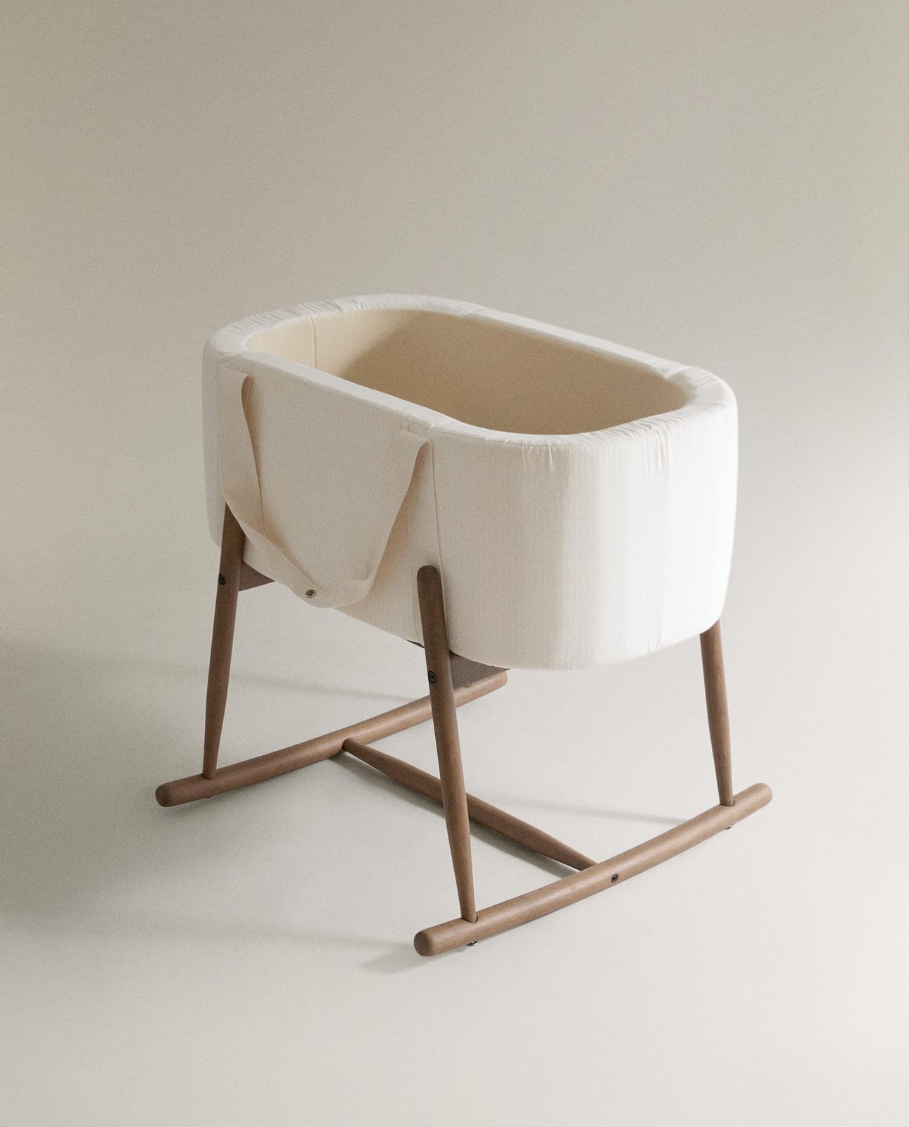 Кровать детская ZARA HOME КОЛЫБЕЛЬ МОИСЕЯ ИЗ БУКОВОГО ДЕРЕВА | CHARLIE CRANE КОРИЧНЕВЫЙ 65 x 74 x 64 cm