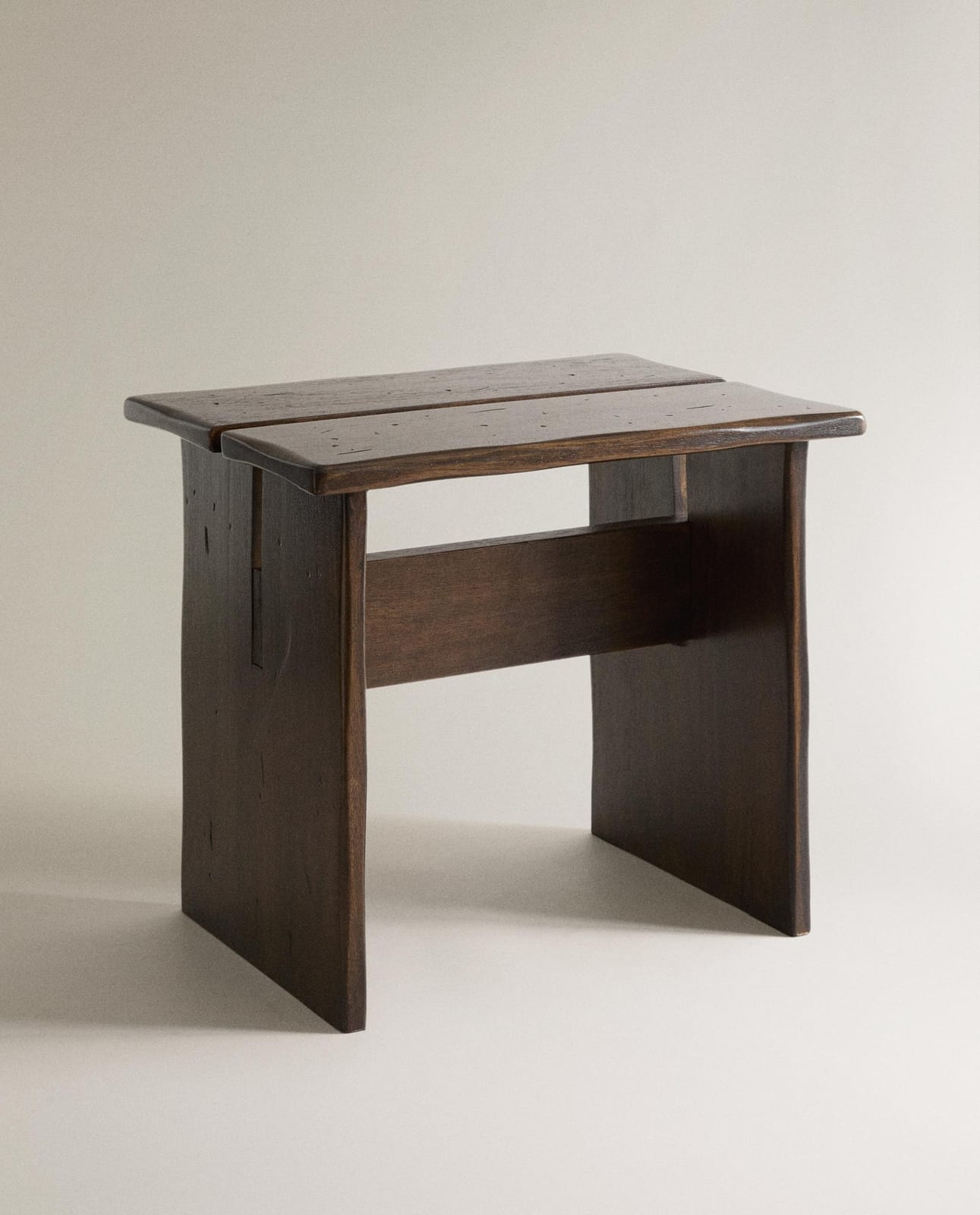 Приставной столик ZARA HOME Вспомогательный столик из дерева манго BRĄZOWY 44 x 30 x 38 cm