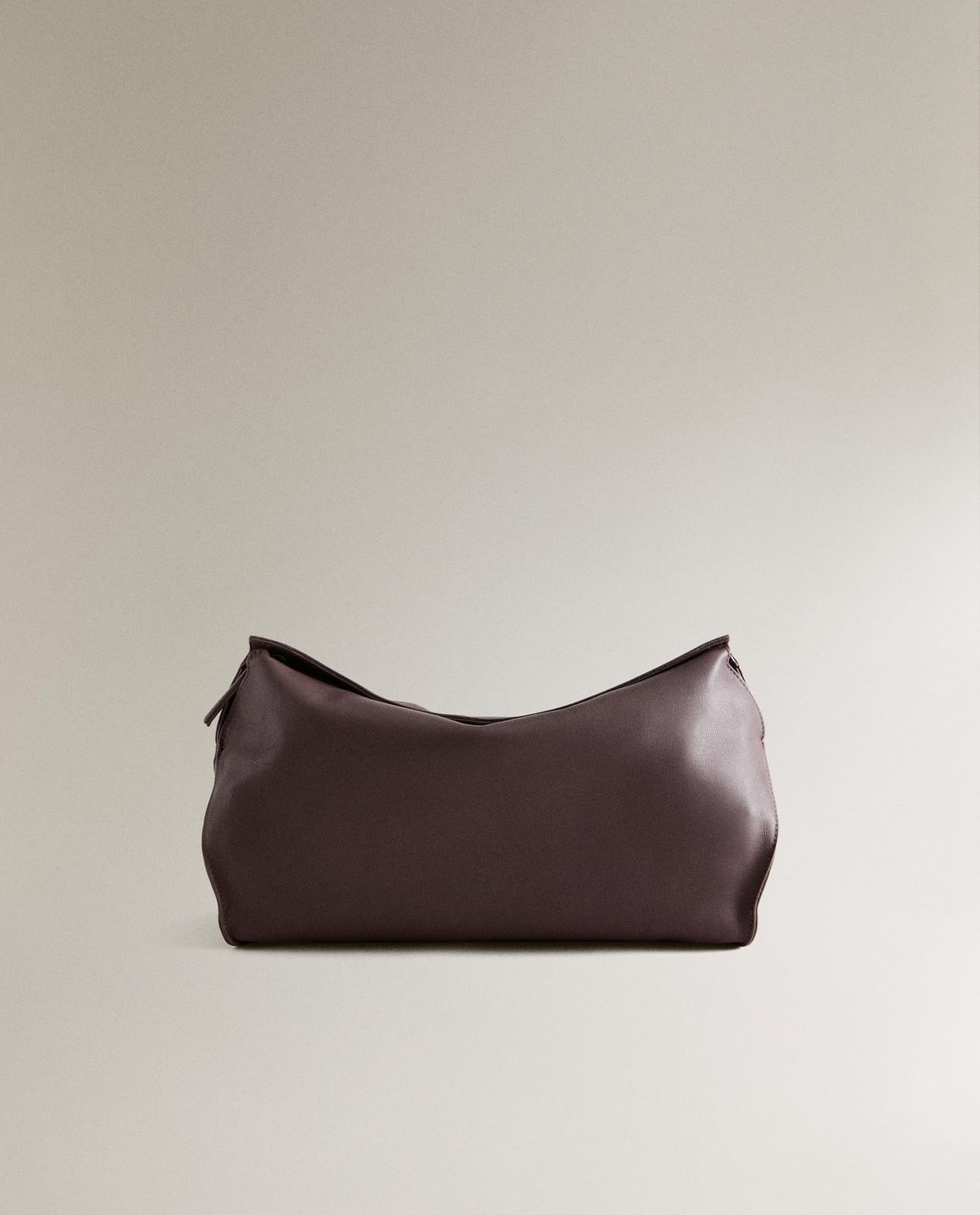 Тапочки ZARA HOME минималистичная кожаная косметичка бордовый 19 x 33.5 x 12 x 33.5 x 19 x 12 см