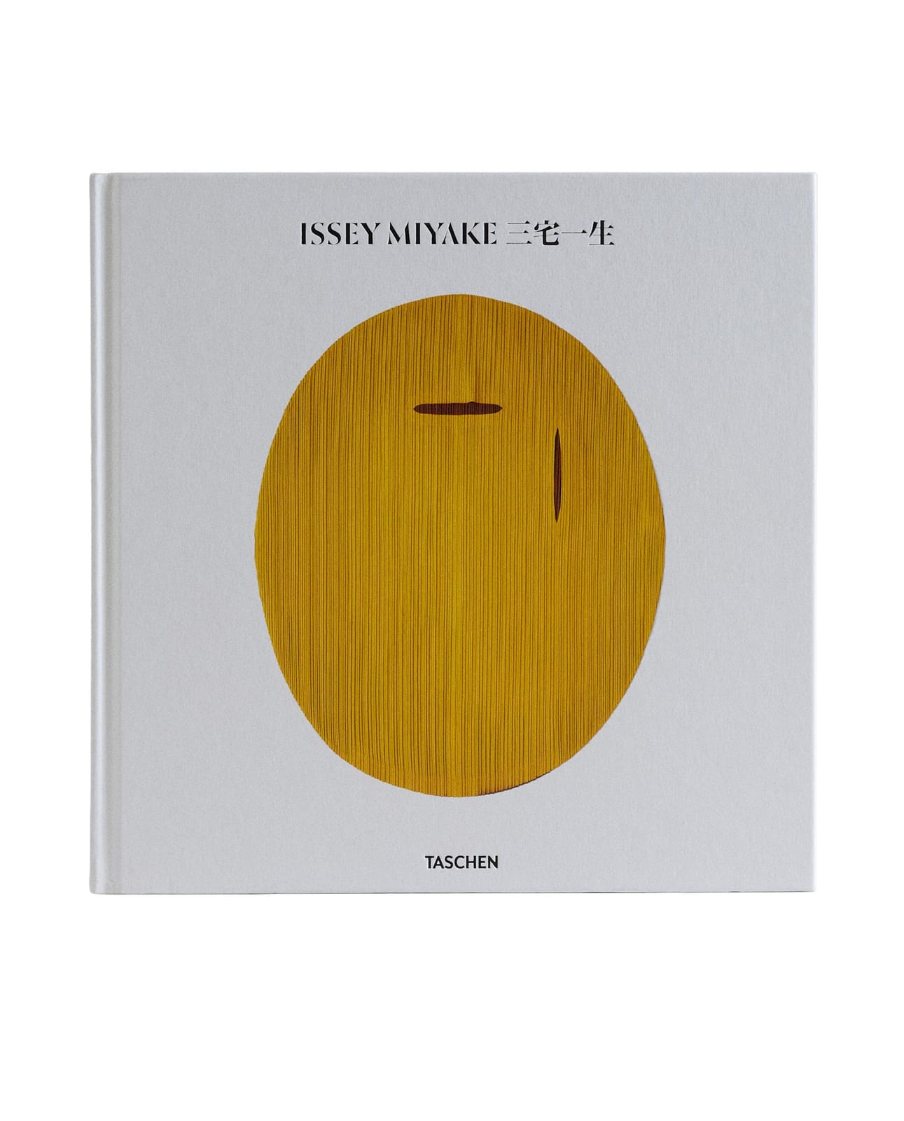 ZARA HOME Книга ISSEY MIYAKE (английская) ракурс 3