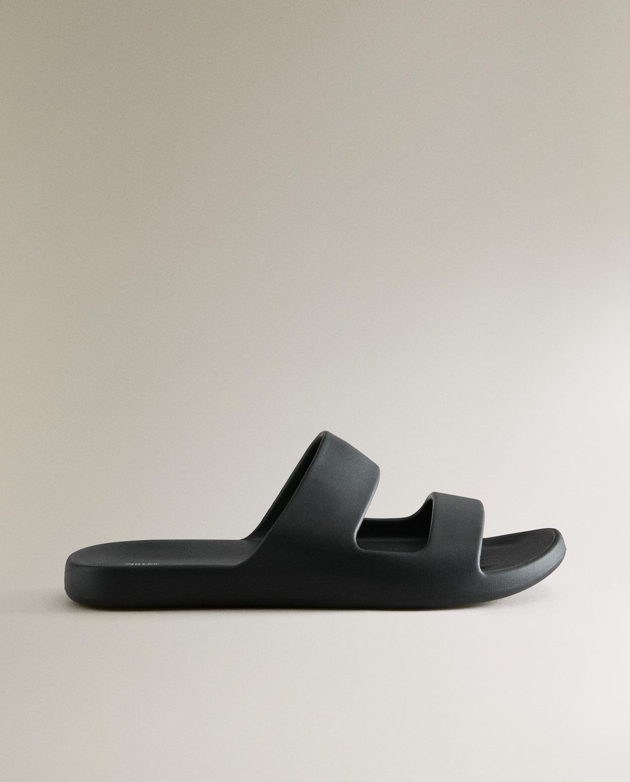 Тапочки ZARA HOME плоские резиновые сандалии черный 40/41