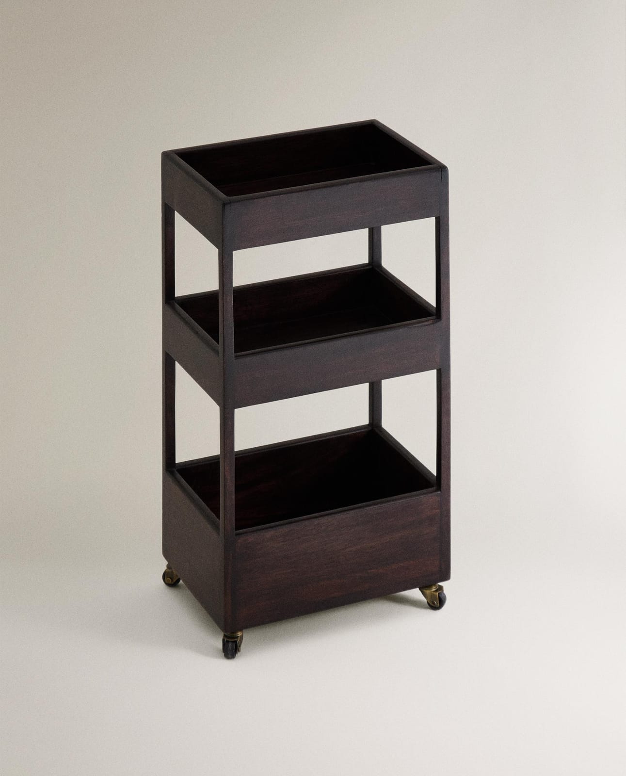 ZARA HOME ДЕРЕВЯННАЯ ПОЛКА ракурс 3