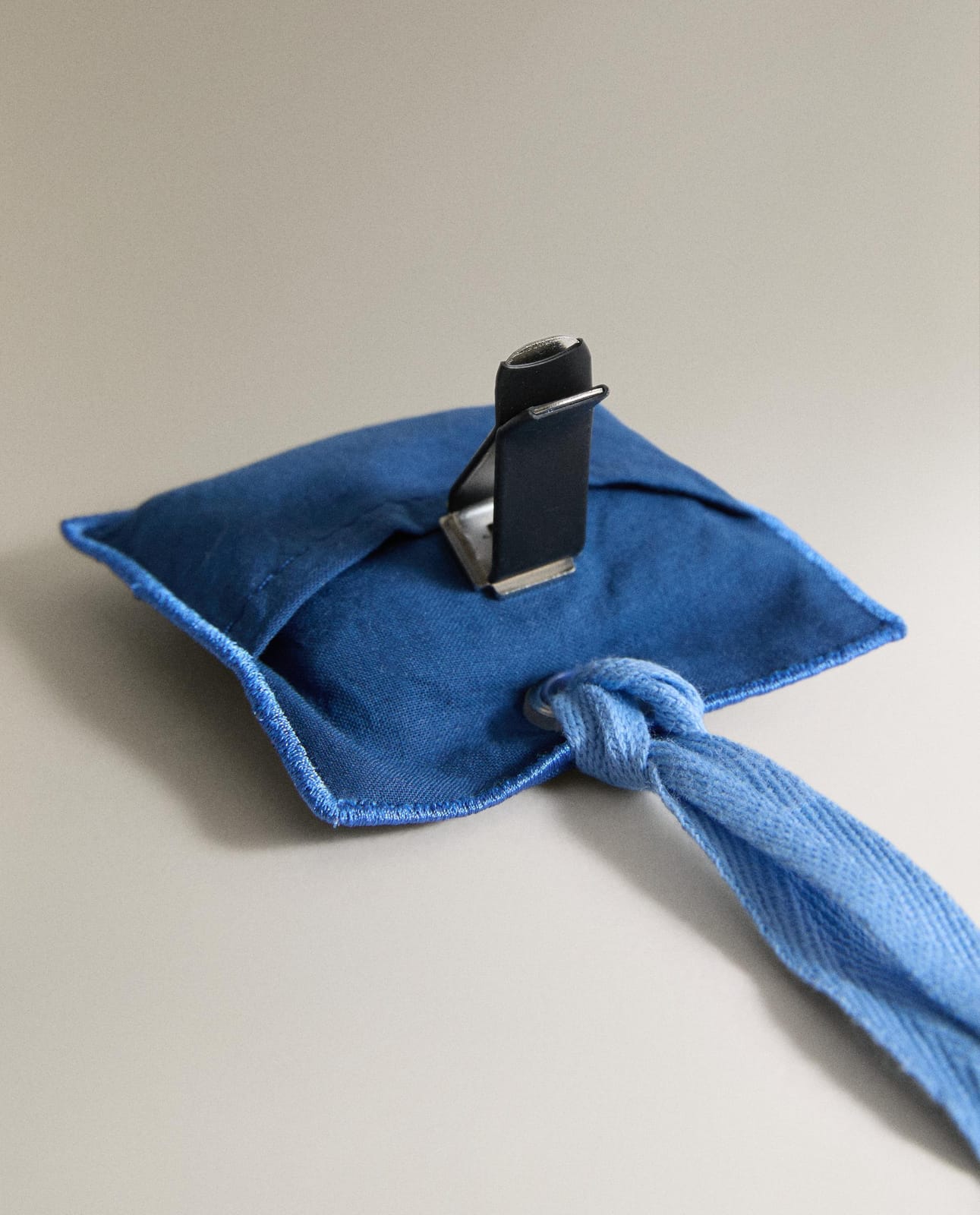ZARA HOME АРОМАТ ДЛЯ АВТОМОБИЛЯ И ШКАФА VANILLA & NUT ракурс 6