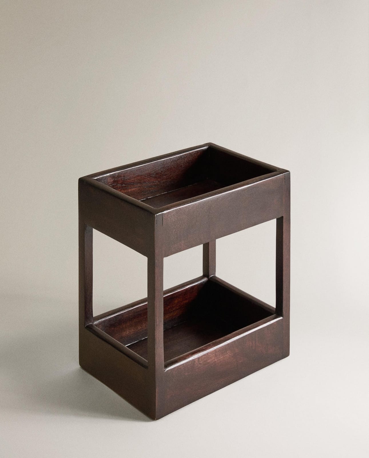 ZARA HOME МАЛЕНЬКАЯ МЕБЕЛЬ ДЛЯ ХРАНЕНИЯ ракурс 2