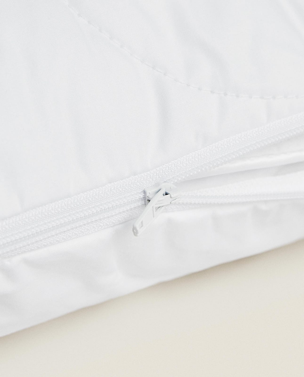ZARA HOME СТЕГАНЫЙ НАМАТРАСНИК ракурс 3