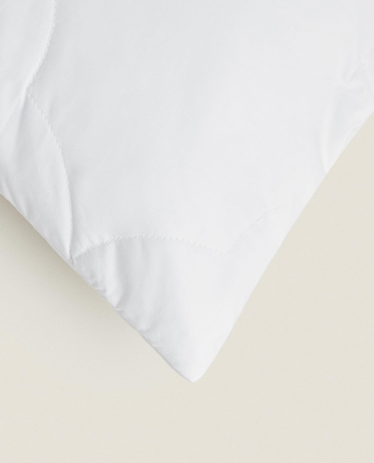 ZARA HOME СТЕГАНЫЙ НАМАТРАСНИК ракурс 5