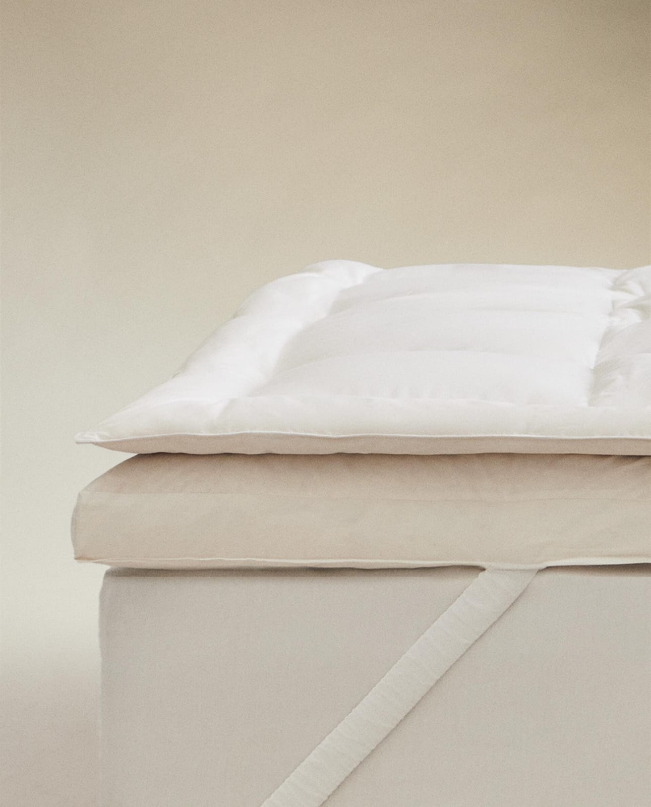 ZARA HOME ПУХОВЫЙ МАТРАС НА КРЕСЛА ракурс 8