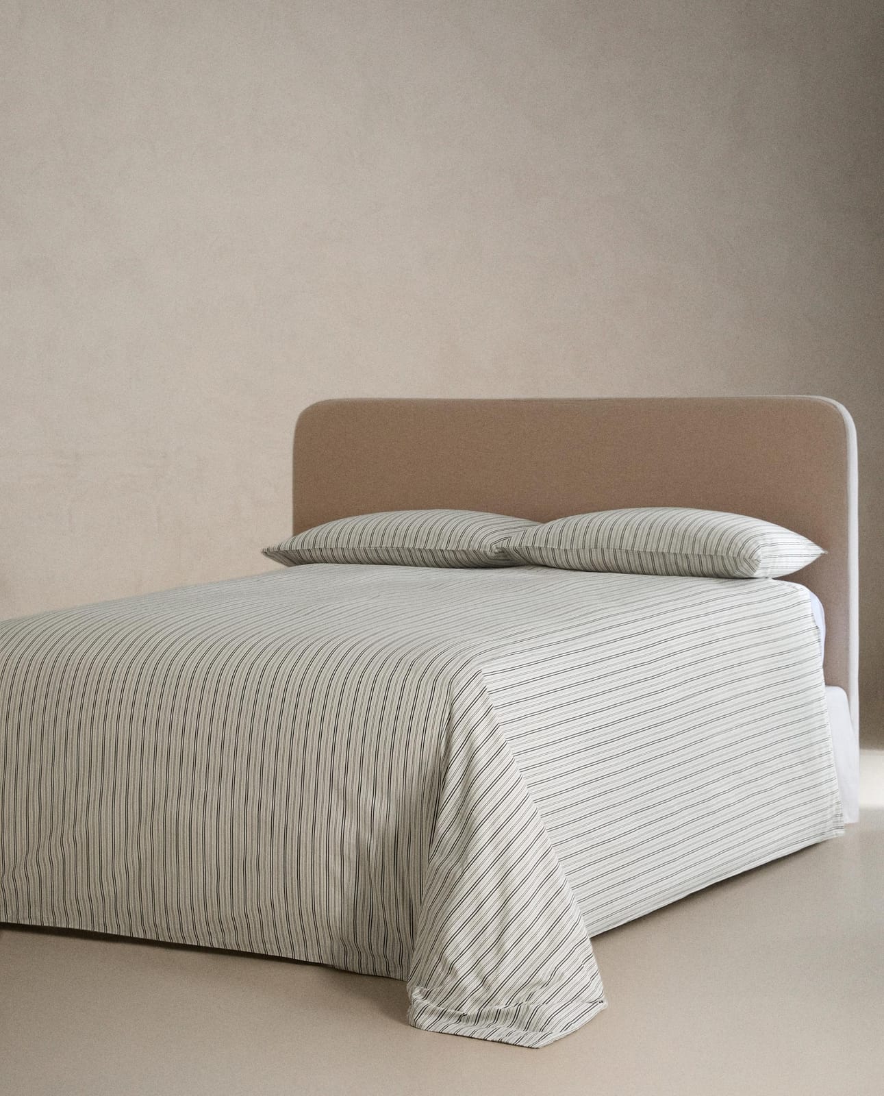 ZARA HOME Перкалевый пододеяльник в полоску ракурс 4
