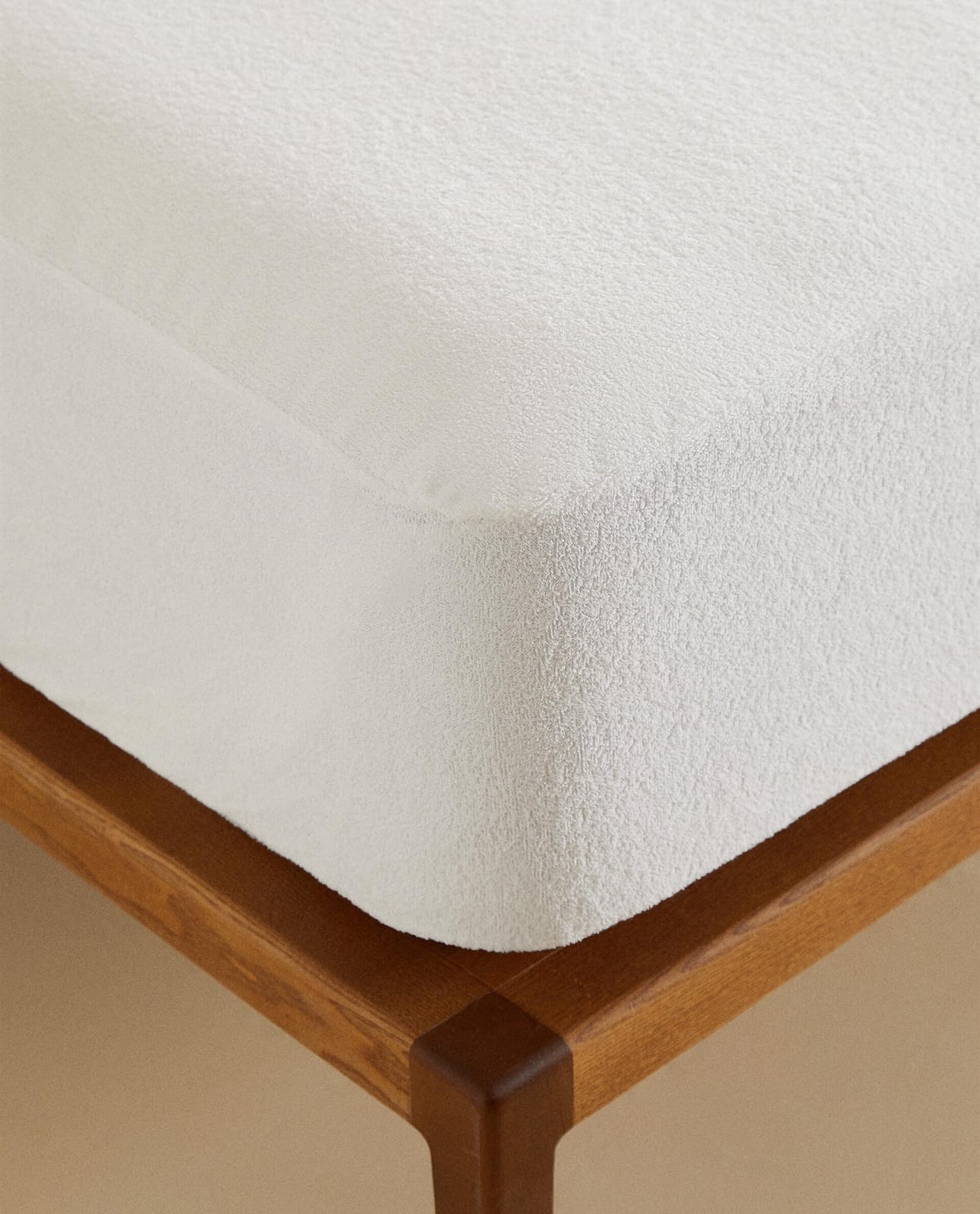 ZARA HOME ВОДОНЕПРОНИЦАЕМЫЙ НАМАТРАСНИК ИЗ ХЛОПКОВОГО ФРОТТЕ ракурс 7