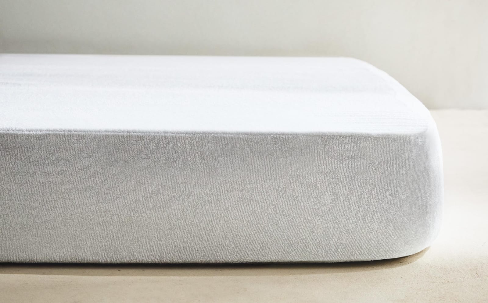 ZARA HOME ВОДОНЕПРОНИЦАЕМЫЙ НАМАТРАСНИК ИЗ ХЛОПКОВОГО ФРОТТЕ ракурс 4