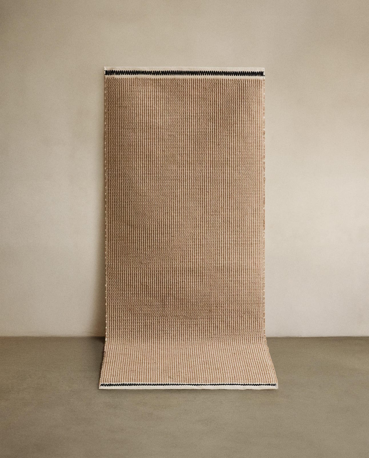 ZARA HOME КОВЕР ИЗ ДЖУТА В ПОЛОСКУ ракурс 3
