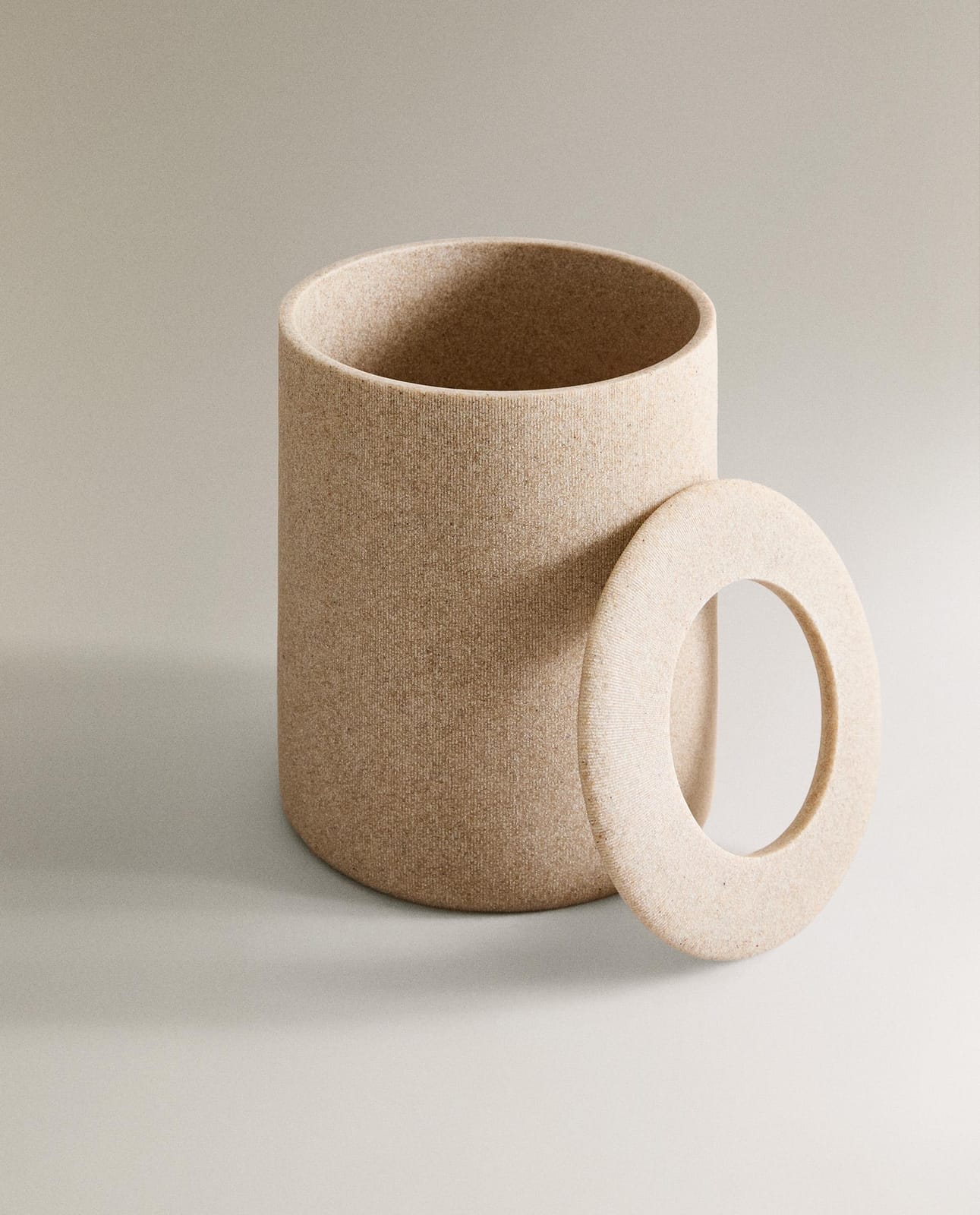 ZARA HOME ВАННЫЙ КОШ ИЗ СМОЛЫ ракурс 2