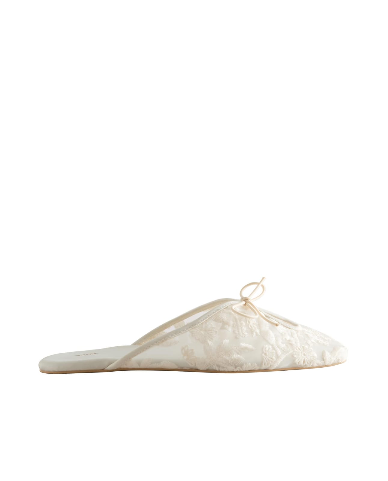 ZARA HOME KAPCIE Z HAFTEM W KWIATY ракурс 5