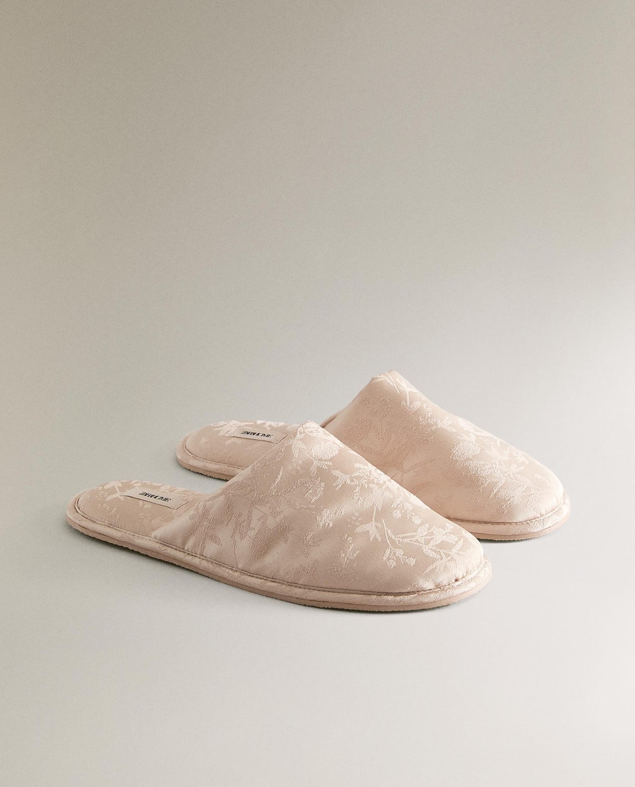 ZARA HOME ЖАКАРДОВЫЕ ТАПОЧКИ БЕЗ ПЯТКИ ракурс 2