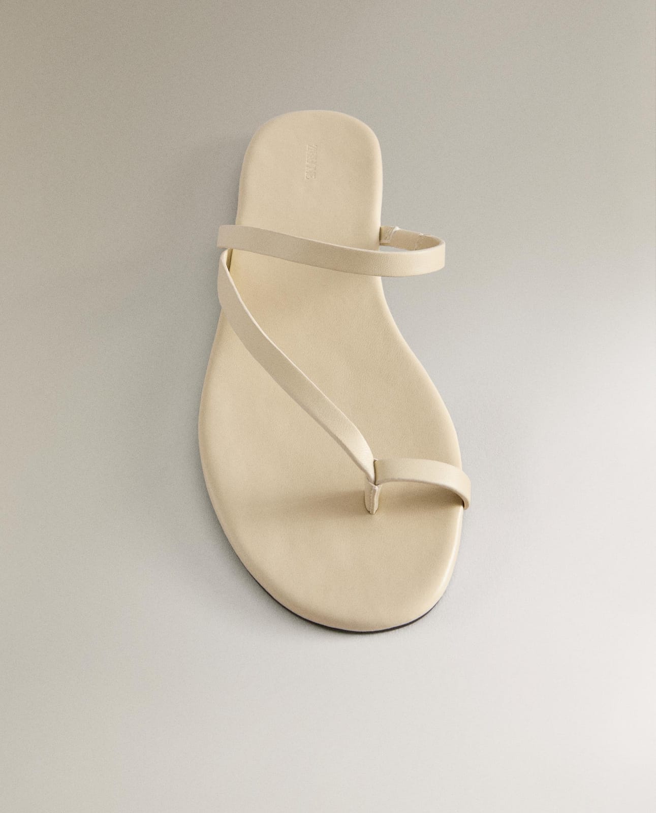 ZARA HOME КОЖАНЫЕ САНДАЛИИ НА ПЛОСКОЙ ПОДОШВЕ ракурс 5