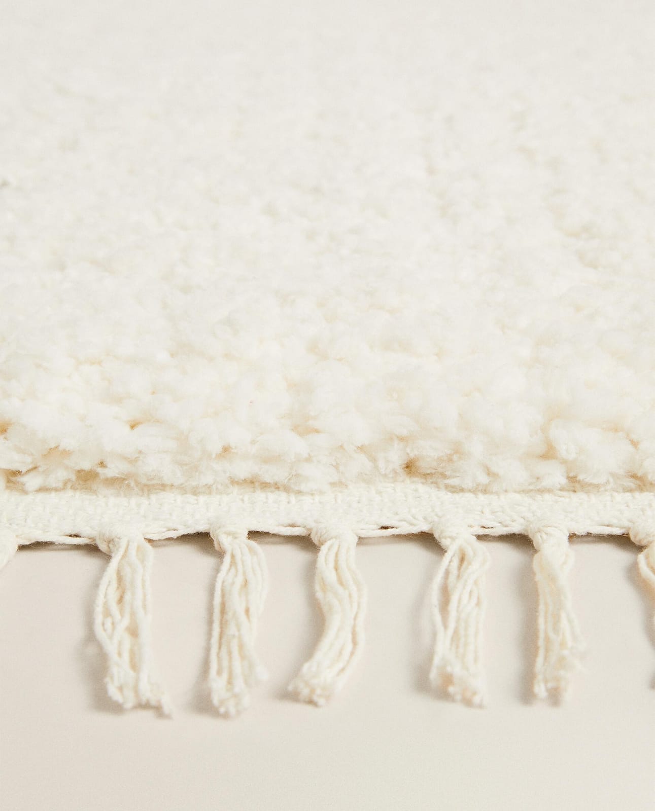 Ковер ZARA HOME прямоугольный хлопковый ковер с фактурой белый 200 x 300 см