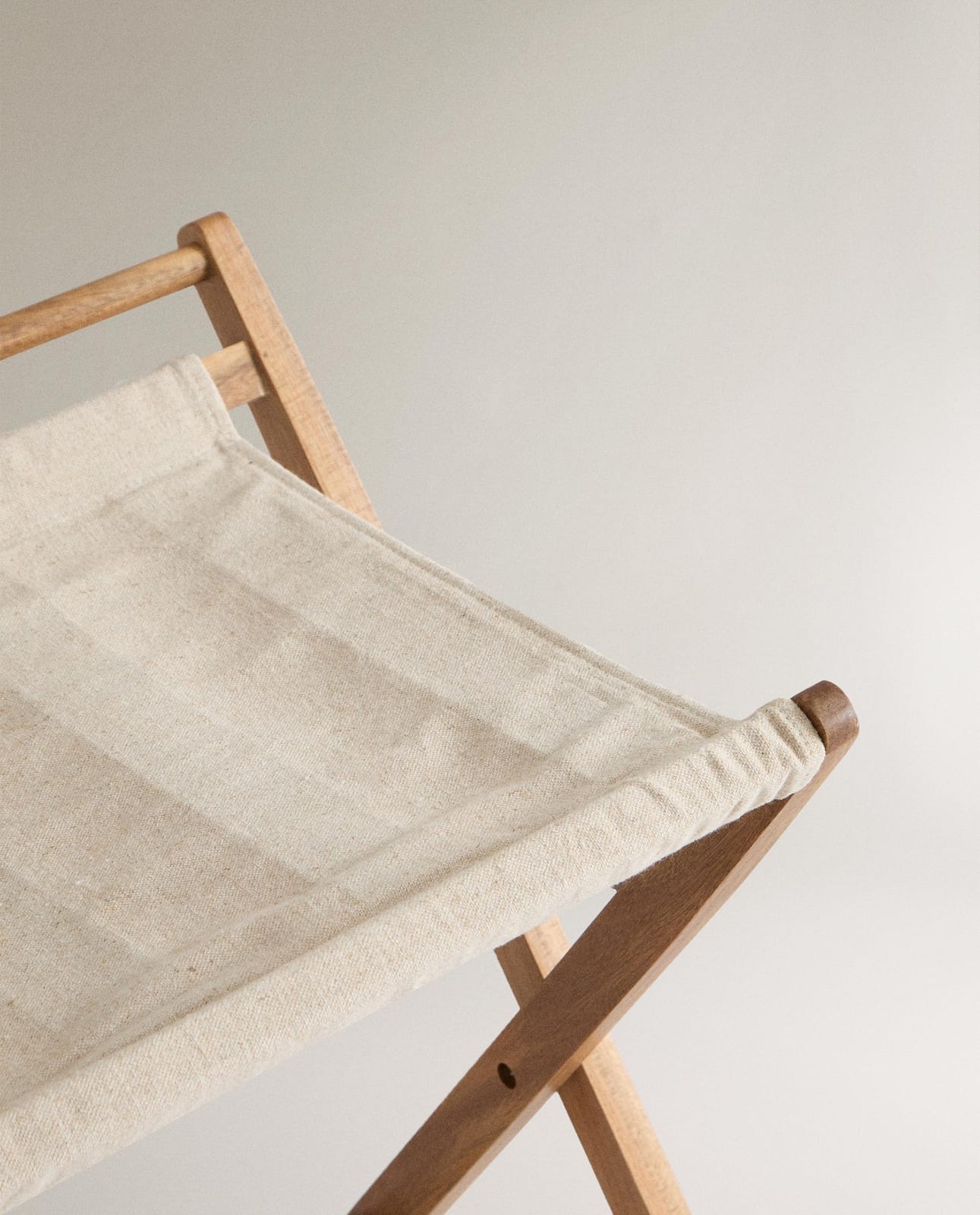 ZARA HOME СКЛАДНАЯ СТОЙКА ДЛЯ БАГАЖА ракурс 9
