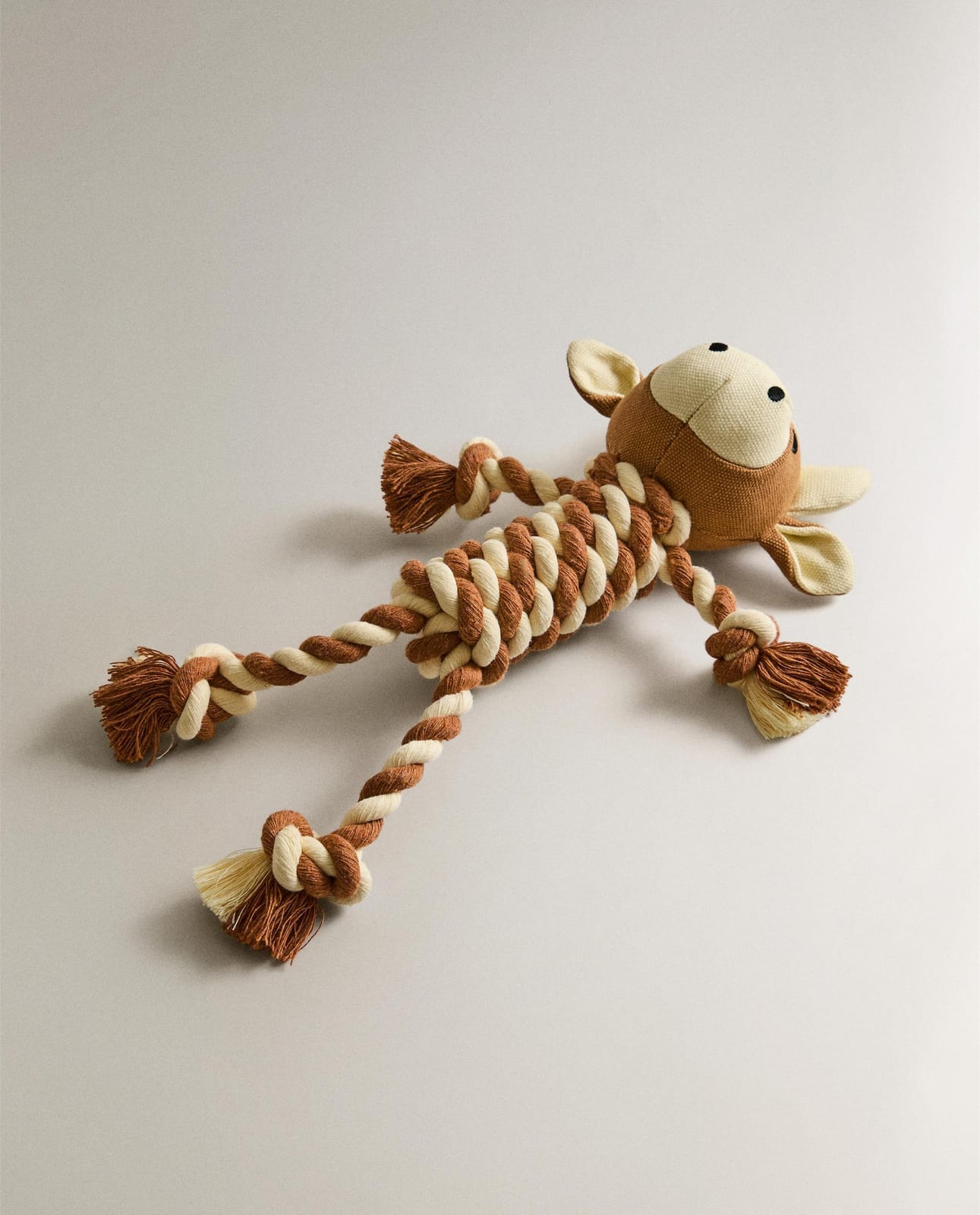 ZARA HOME ИГРУШКА ДЛЯ ЖИВОТНЫХ – КОРОВКА ракурс 2