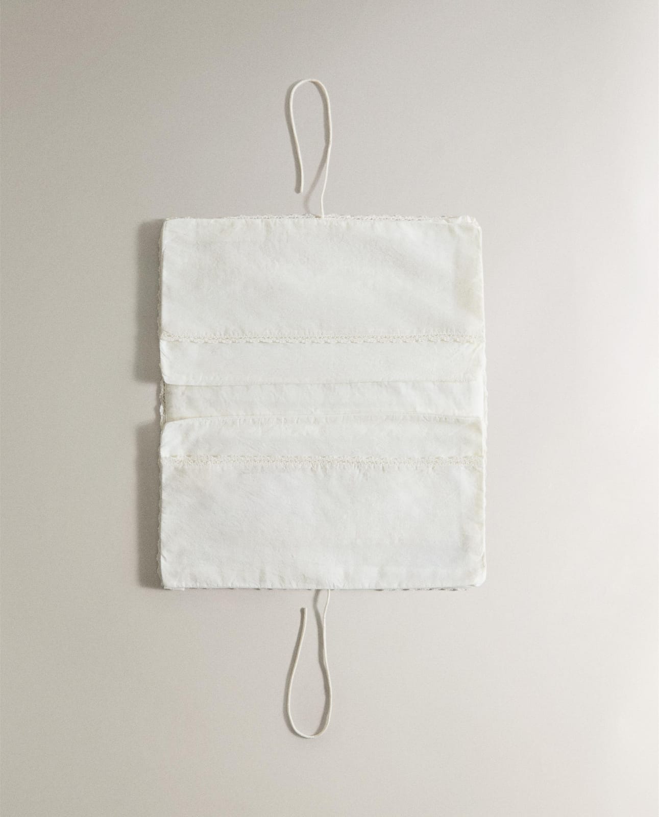 ZARA HOME ВЫШИТЫЙ ХЛОПКОВЫЙ МЕШОЧЕК ДЛЯ БЕЛЬЯ ракурс 4