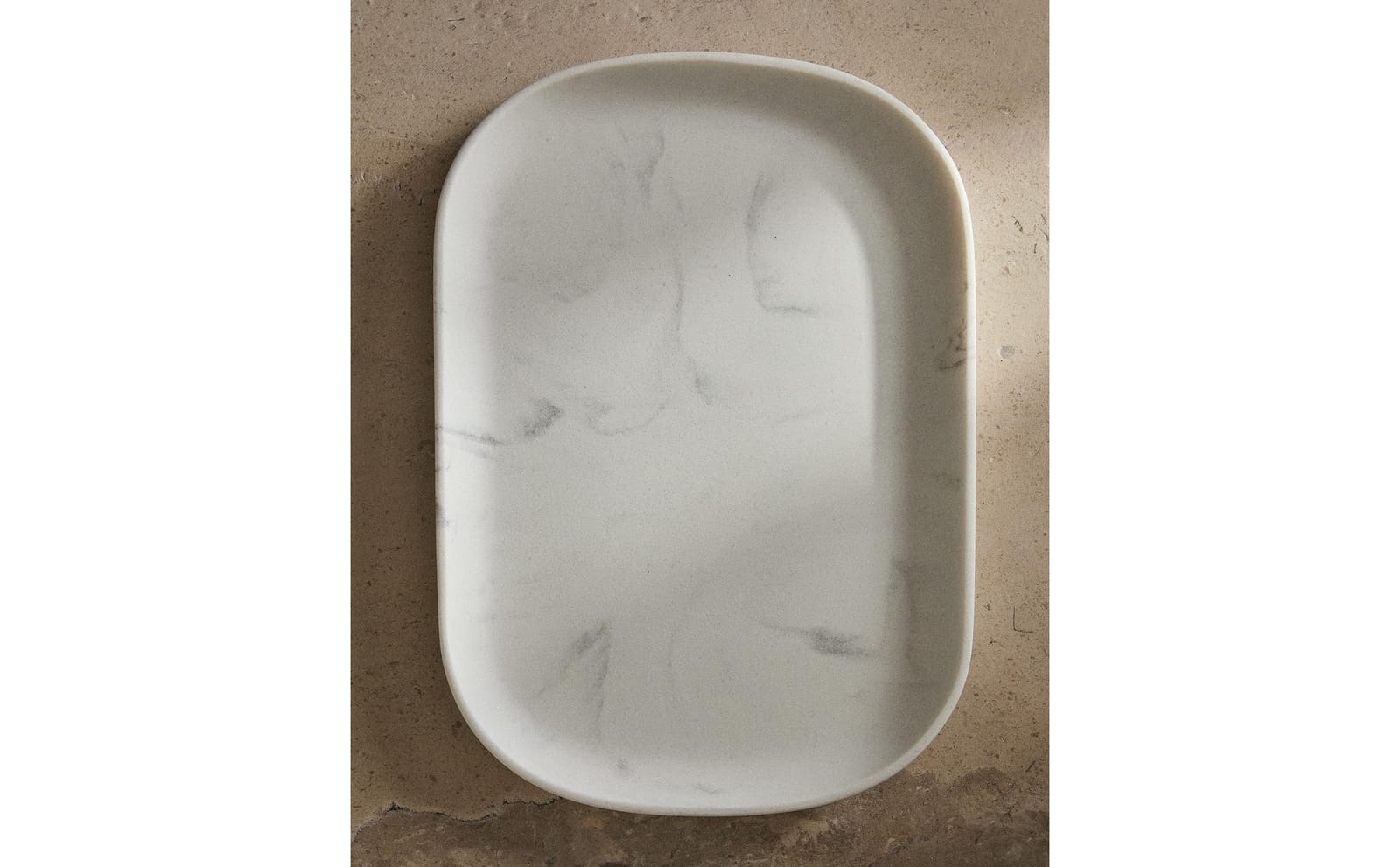 ZARA HOME ВАННЫЙ ПОДНОС С ЭФФЕКТОМ МРАМОРА ракурс 4