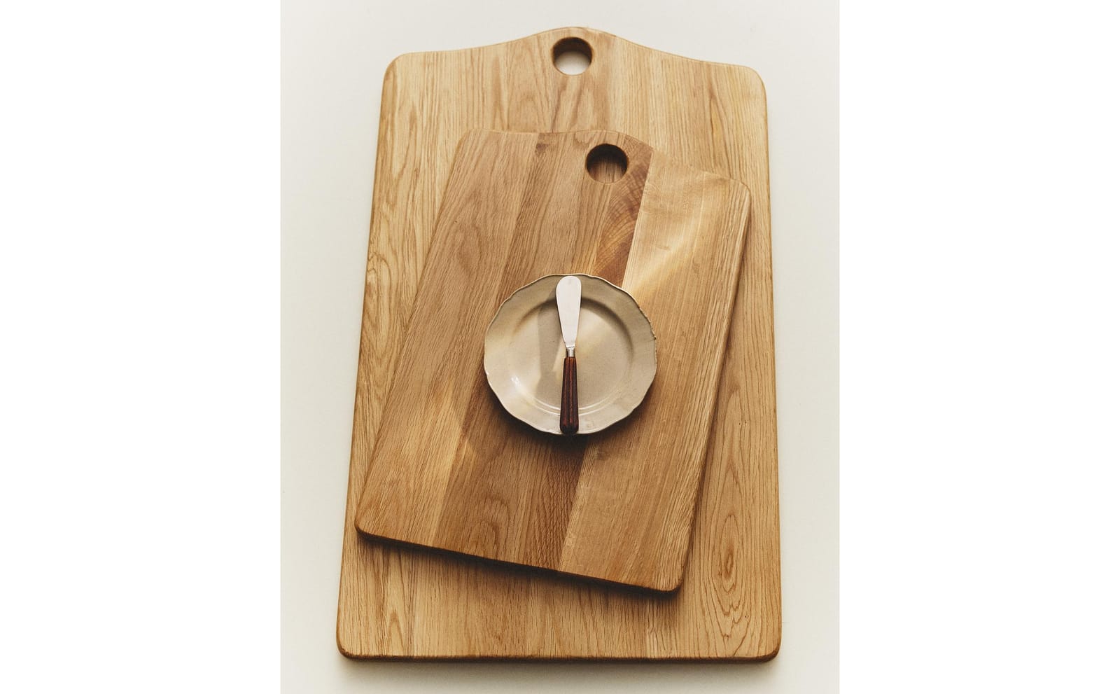 ZARA HOME ДУБОВАЯ ДОСКА ДЛЯ НАРЕЗКИ ракурс 6