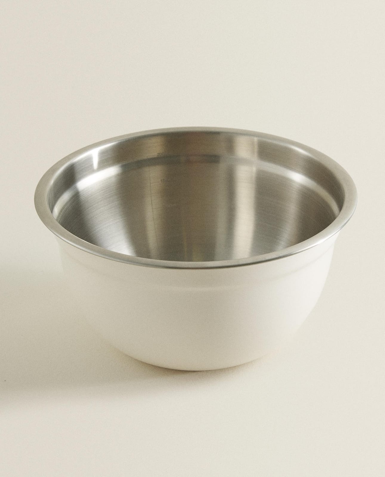 ZARA HOME СТАЛЬНАЯ МИСКА КУХОННАЯ ДЛЯ СМЕШИВАНИЯ, ВОЗМОЖНОСТЬ СКЛАДЫВАНИЯ ракурс 6