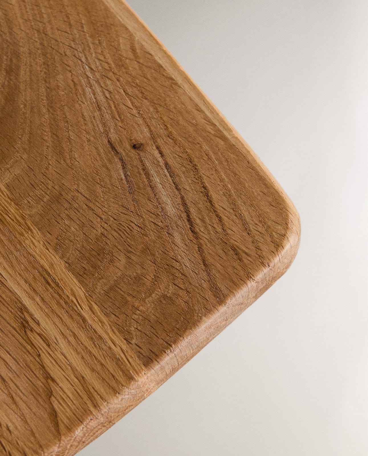 ZARA HOME ДУБОВАЯ ДОСКА ракурс 5