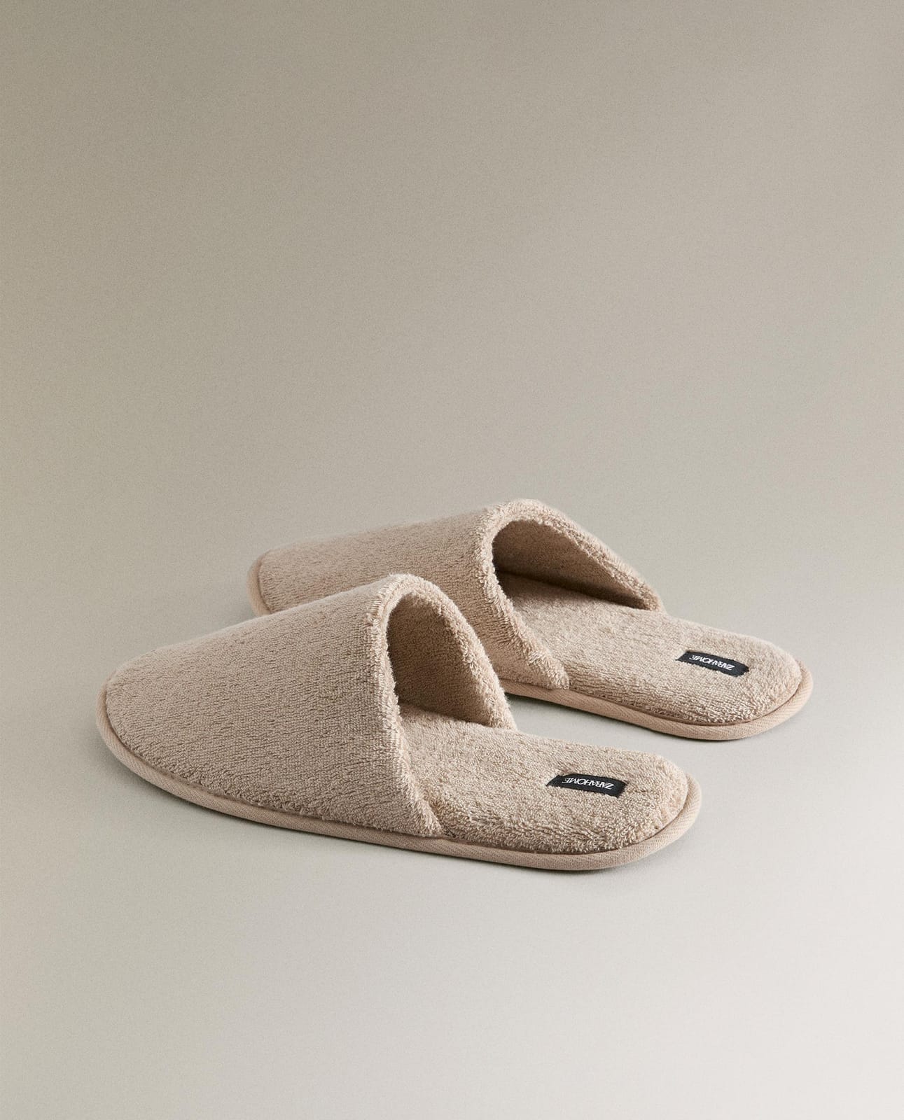 ZARA HOME ТАПОЧКИ ПОЛОТЕНЦЕ БАННОЕ ракурс 8