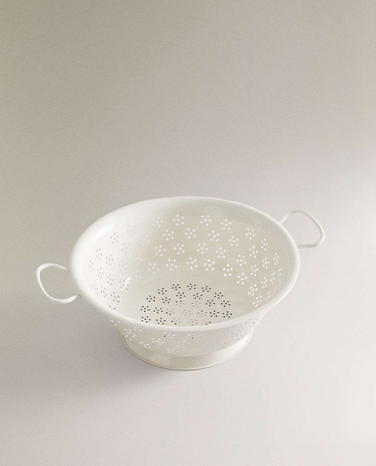 ZARA HOME КУХОННЫЙ ДУРШЛАГ С ЦВЕТАМИ ракурс 6