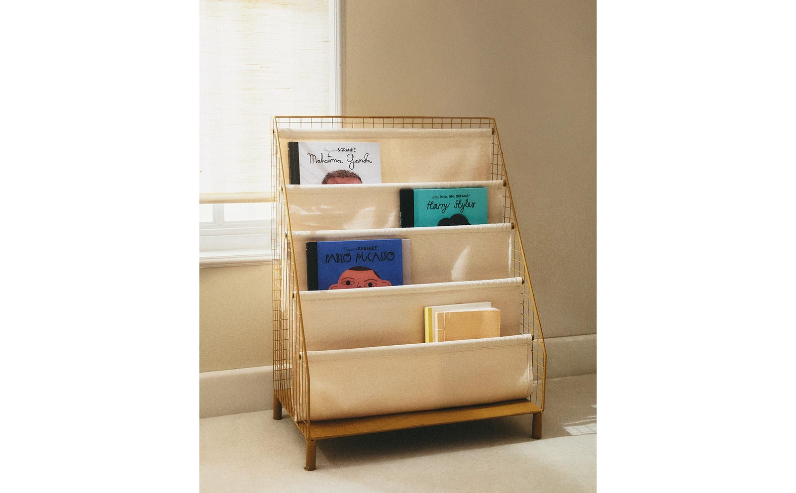 ZARA HOME МЕТАЛЛИЧЕСКАЯ ПОЛКА ДЛЯ КНИГ ДЛЯ ДЕТЕЙ ракурс 6