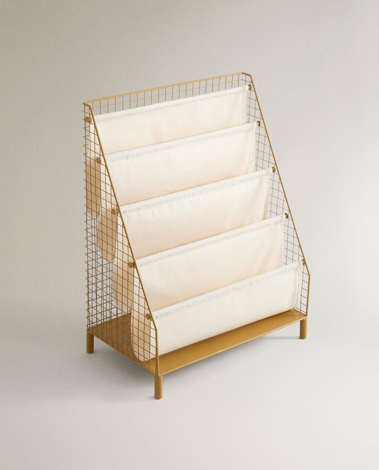 ZARA HOME МЕТАЛЛИЧЕСКАЯ ПОЛКА ДЛЯ КНИГ ДЛЯ ДЕТЕЙ ракурс 4