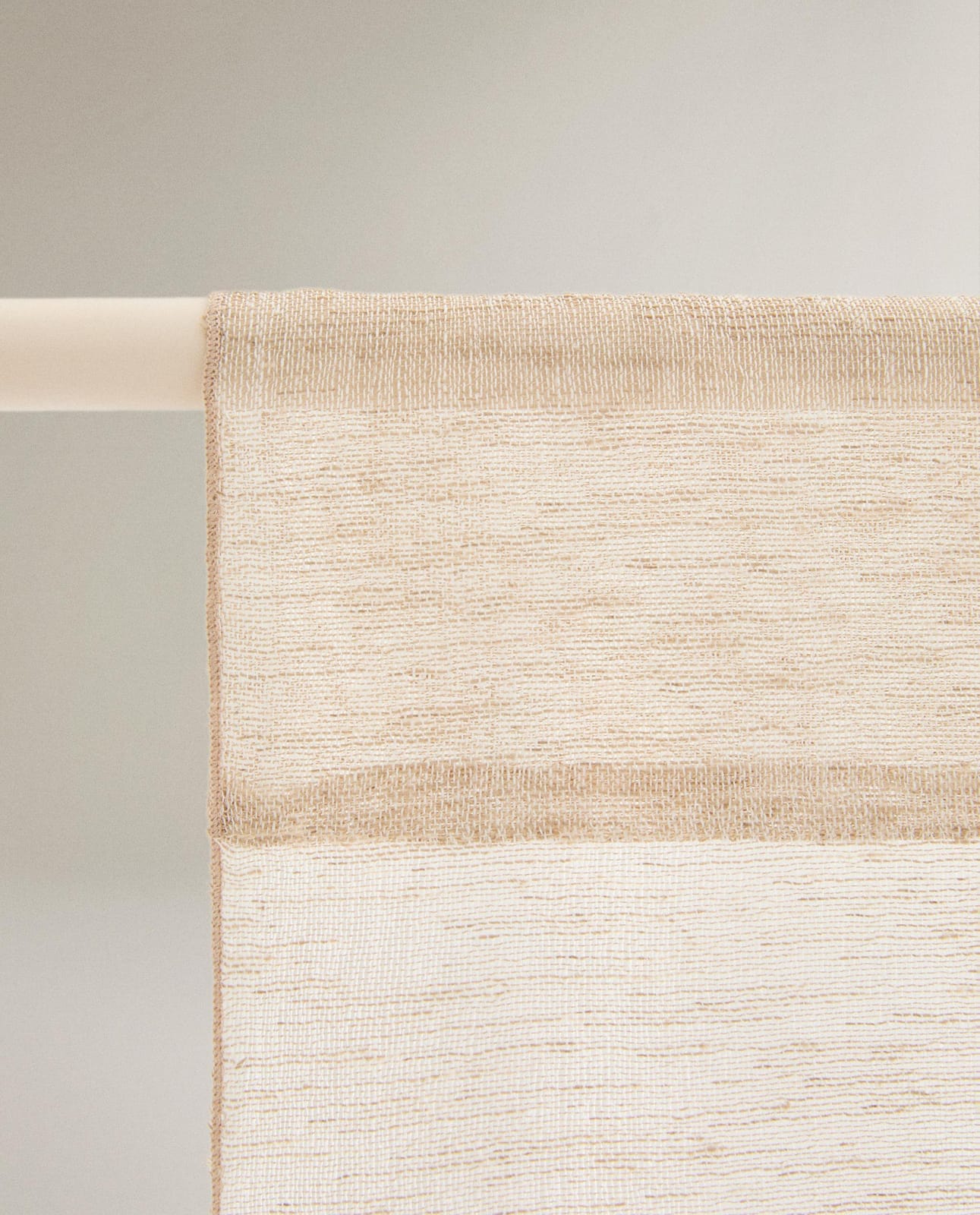 ZARA HOME ТОНКАЯ ЗАНАВЕСКА С НИЗКОЙ ПРОЗРАЧНОСТЬЮ ракурс 3