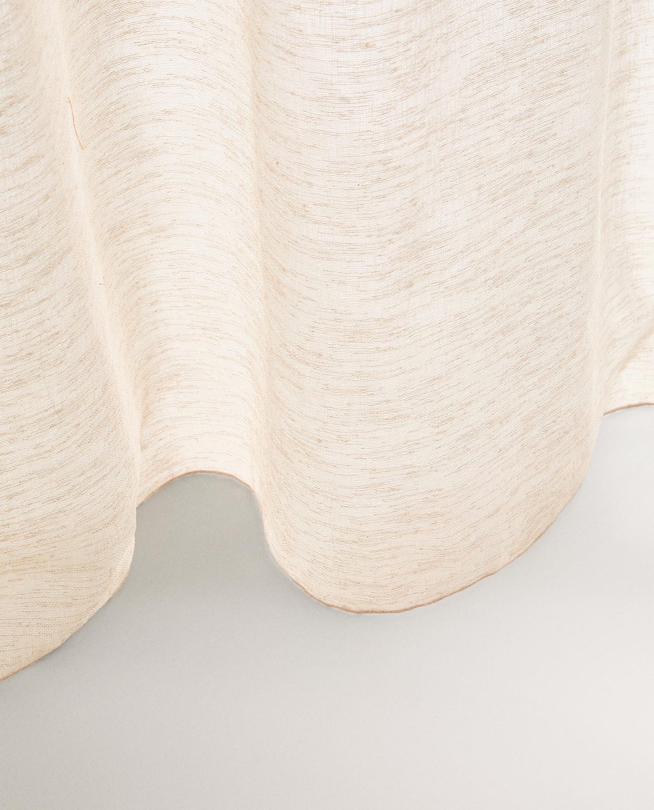 ZARA HOME ТОНКАЯ ЗАНАВЕСКА С НИЗКОЙ ПРОЗРАЧНОСТЬЮ ракурс 7