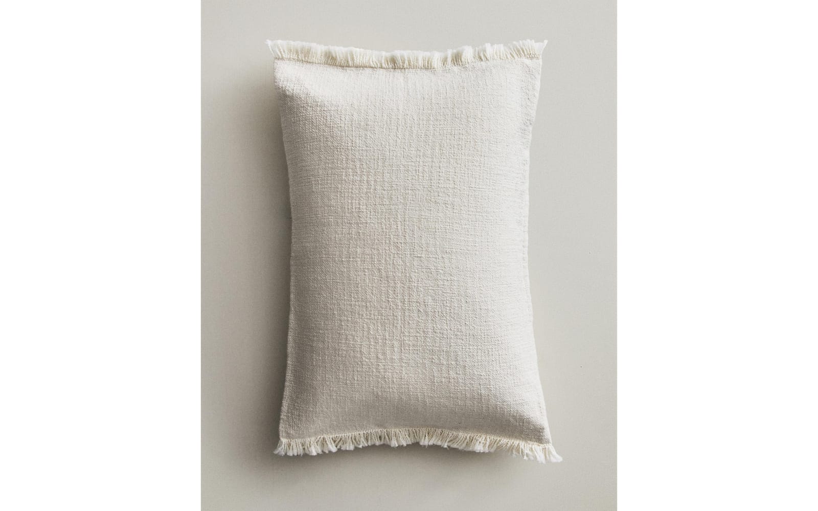 ZARA HOME Чехол для подушки в полоску с кистями ракурс 8