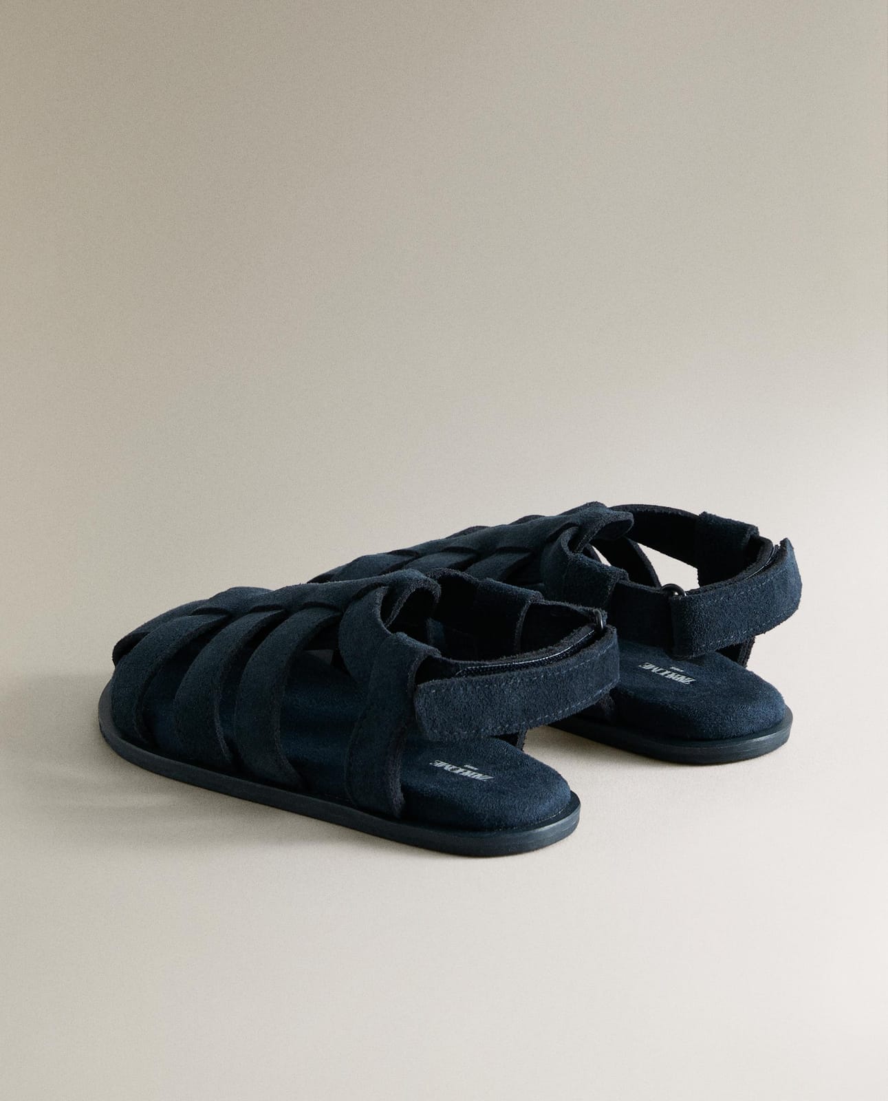 ZARA HOME Кожаные детские сандалии ракурс 6